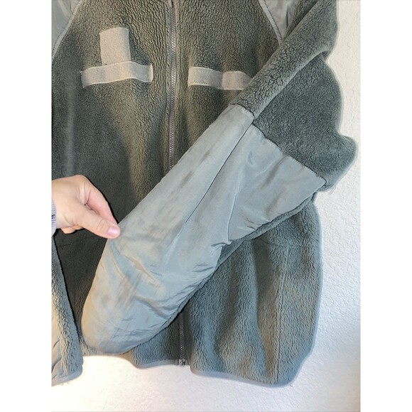 U.S Military Army Polartec Gen III Fleece Jacket gorp Large Regular Sweater 1/4 - Picture 6 of 11